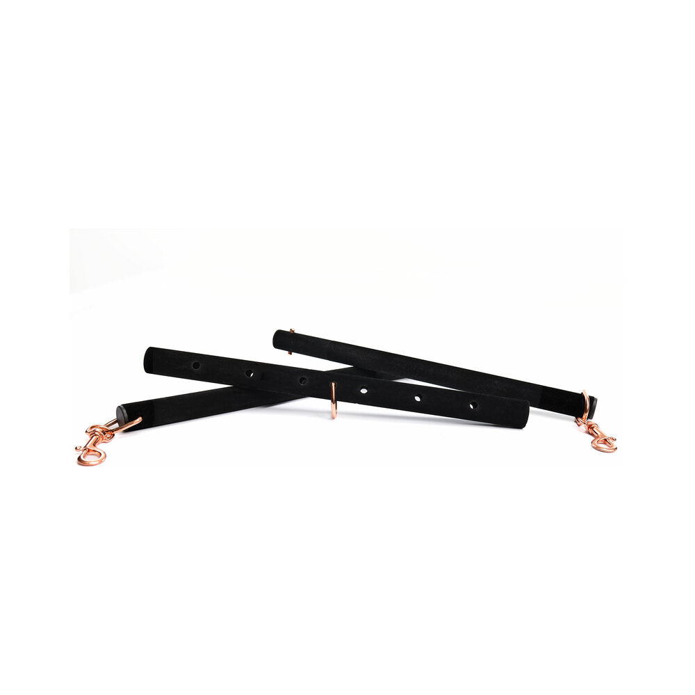 Coquette Pleasure spreader bar clip hook end detail - BDSM Authority