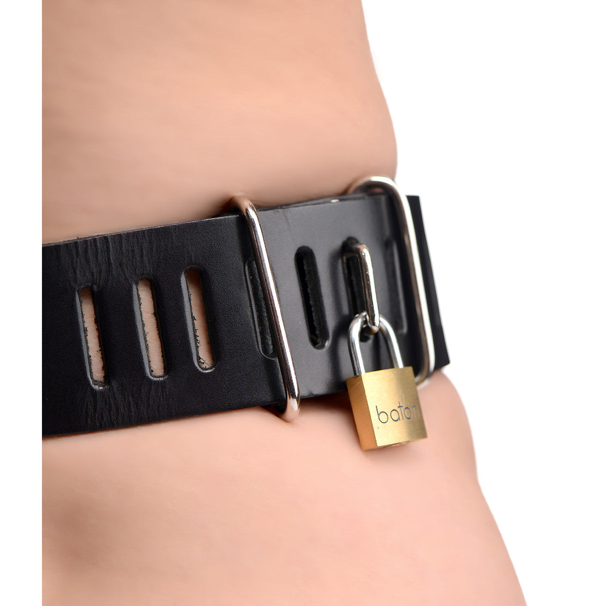 Black leather Strict Leather female chastity belt detail showing the contoured middle strap - BDSM Authority