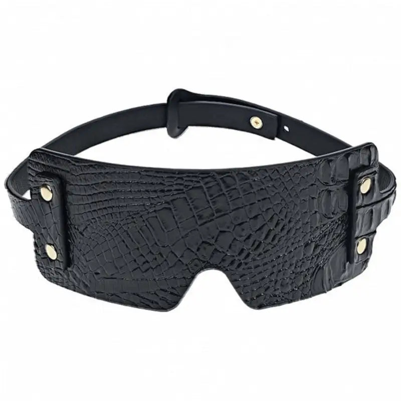 Ouch! International Rome Collection 8-Piece Bondage Kit with Iridescent Handbag, Collar, Cuffs, Flogger and Vibrating Bullet