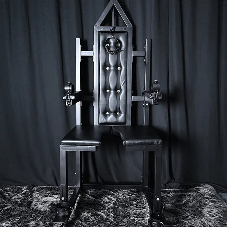 Studio-grade bondage chair HQJS-004 with leg spread restraint design front view product image
